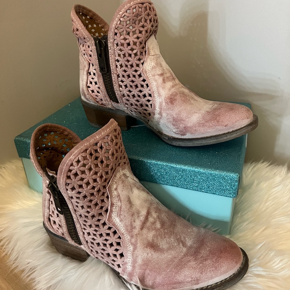 Pink Ankle Boots with Cutout Design